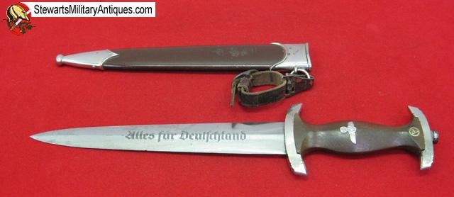 German WWII M1933 SA Enlisted Dagger & Hanger, RZM M7/66 Eickhorn — image 4