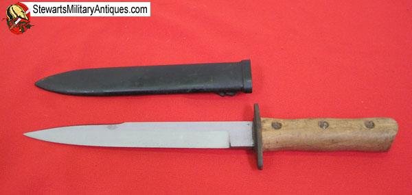  Italian WWII Fighting Knive — image 4