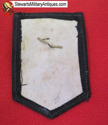  Japanese WWII Navy Able Seaman Rate, 1942 Pattern — image 2