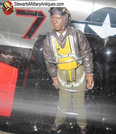  US WWII 21st Century Toys 1/18 Scale P-51 Mustang,  332nd Fighter GroupTuskegee Airman — image 2