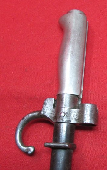  French WWI 1886 Lebel Rifle Bayonet Hooked Guard, Early Mfg — image 2