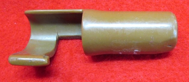  Japanese WWII Molded Plastic Muzzle Cover, T99 or T38 Rifle — image 2