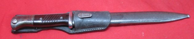  German WWII Matching K98 Bayonet & Frog, Elite Diamante, 1938 — image 3