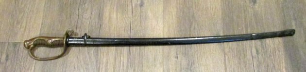  Japanese WWII Army Company Grade Officers Dress Sword, Family Mon — image 5