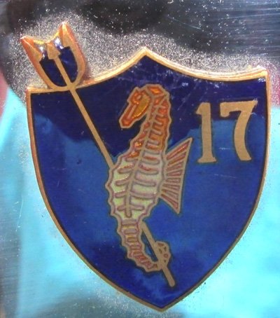 US Cold War Era US Navy Destroyer Squadron COMDESRON 17 Penguin Lighter — image 3