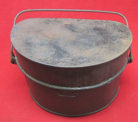 Australian WWI Metal Messkit, Chown Bros 1917 — image 2