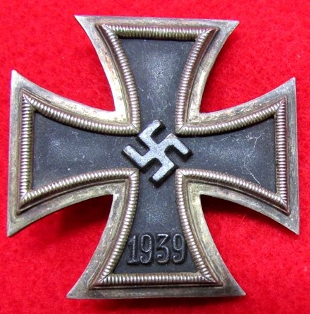 German WWII Iron Cross 1st Class, L/53, Hymmen, Ludenscheid — image 2
