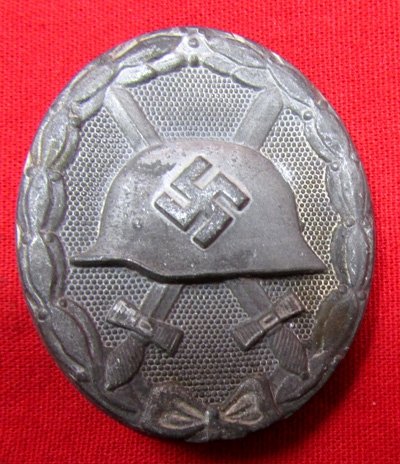 German WWII Silver Wound Badge, Maker Marked 107 — image 2