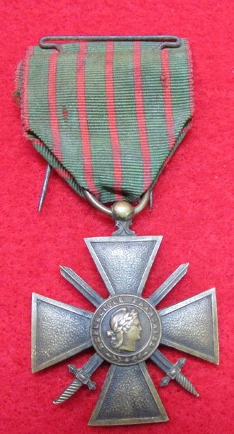 French WWI Croix de Guerre Bravery Medal, 1914-1915 — image 2
