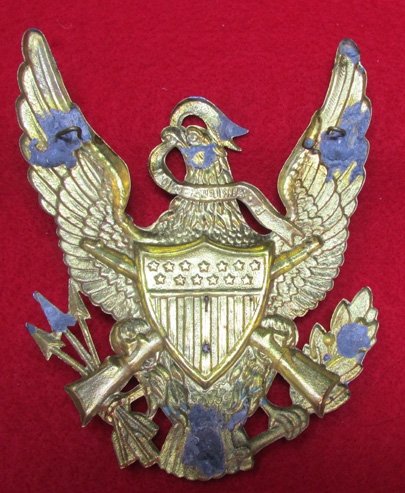 US Indian Wars Era, Infantry Enlisted Dress Helmet Plate, 1st Regiment — image 3