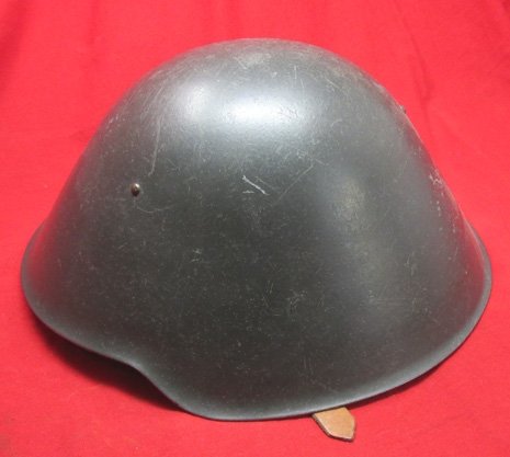 East German, Cold War Era M56 Steel Helmet, Complete, Size 56 — image 2