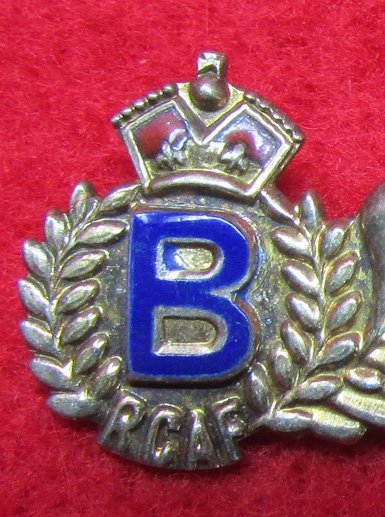 Canada, WWII, RCAF Bombardier Sweetheart Wing, Sterling, Birks Mfg — image 3