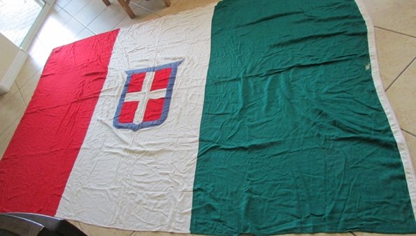 Italian WWII Eral National Flag, About 5'x17' — image 4