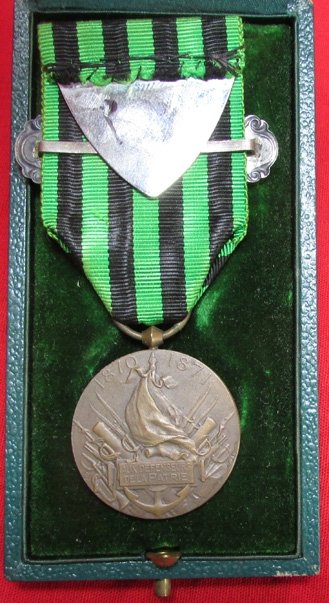 French, Franco-Prussian War Commemorative Medal, 1870-71 With Clasp and Original Case — image 4