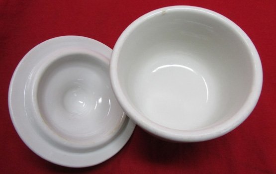  US WWII U.S. Q.M.C. Messhall Condiment Jar, 1940 Dated — image 3