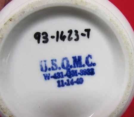  US WWII U.S. Q.M.C. Messhall Condiment Jar, 1940 Dated — image 4