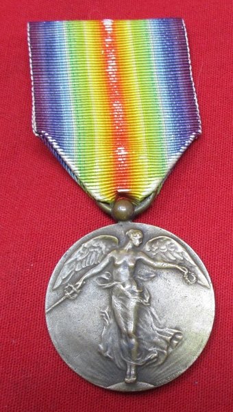  Belgian WWI Victory Medal & Ribbon, Paul Dubois Marked — image 2