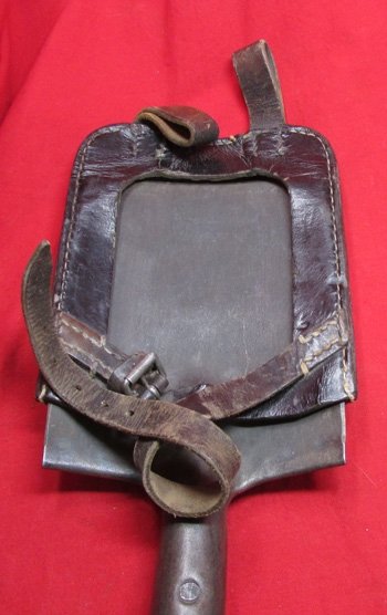  German WWII Straight Shovel & Carrier, eue 42 — image 2