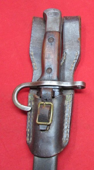  Japanese WWII Type 30 Bayonet & Scabbard, Kokura Hourglass, With Frog — image 3