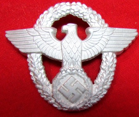  German WWII Enlisted Police Hat Eagle — image 2