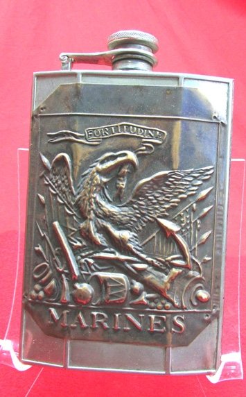  US Post WWII Era, USMC Tribute Pocket Flask, M1807 Shako Plate — image 2