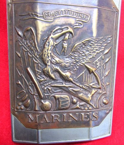  US Post WWII Era, USMC Tribute Pocket Flask, M1807 Shako Plate — image 3