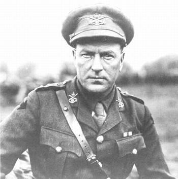  Canadian WWI, Yukon Motor Machine Gun Battery Badge, Gaunt London — image 4