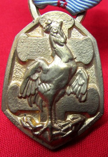  French WWII Commemorative War Medal 1939-1945 — image 4