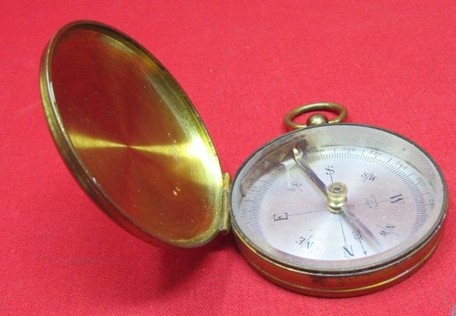  French Made Brass Pocket Compass, WWI Era — image 2