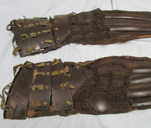  Japanese EDO Period, Samurai Armor Arm Protection, Pair — image 3