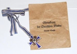 Mothers Cross in Issue Packet