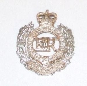 Royal Engineers Cap Badge - QC