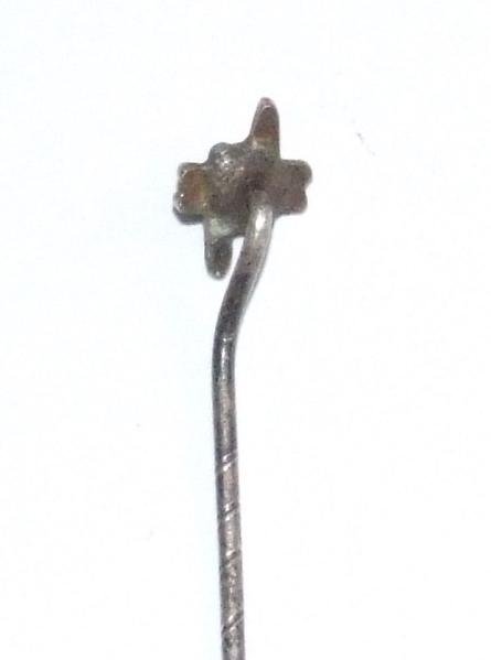 German WW1 Veterans Barbed Wire Pin — image 3