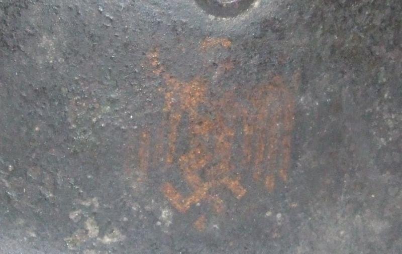 Kriegsmarine M35 SD Helmet - War Souvenir — image 3