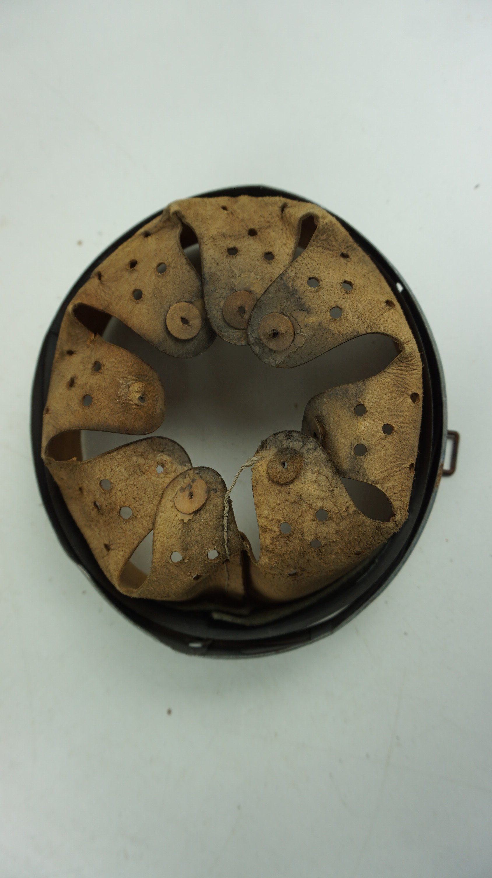Wehrmacht Helmet Liner (Stahlhelm Innenfutter). Size 64.The leather is size '56' marked, — image 2