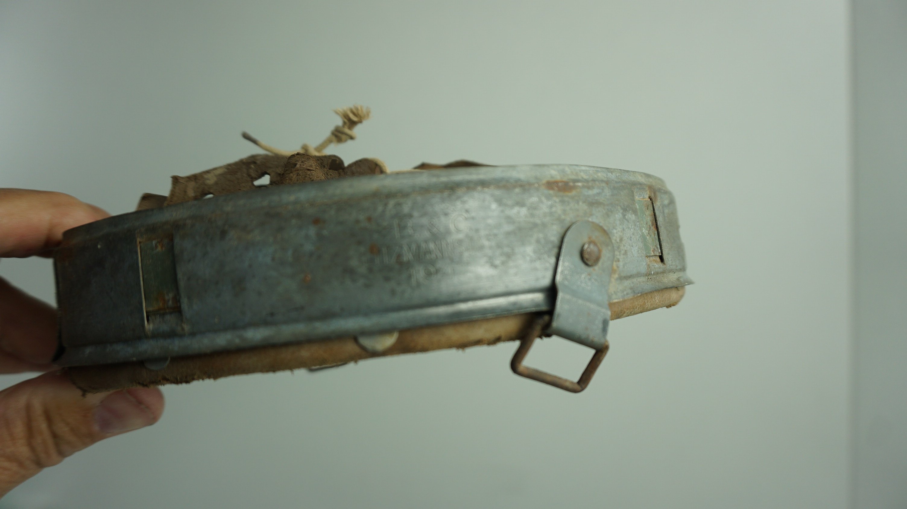 Wehrmacht Helmet Liner (Stahlhelm Innenfutter). Size 64.The leather is size '57' marked, — image 5