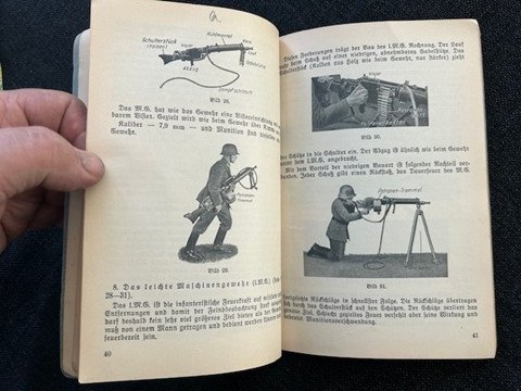 'Die Soldatenfibel' Instruction Booklet 1936 — image 3