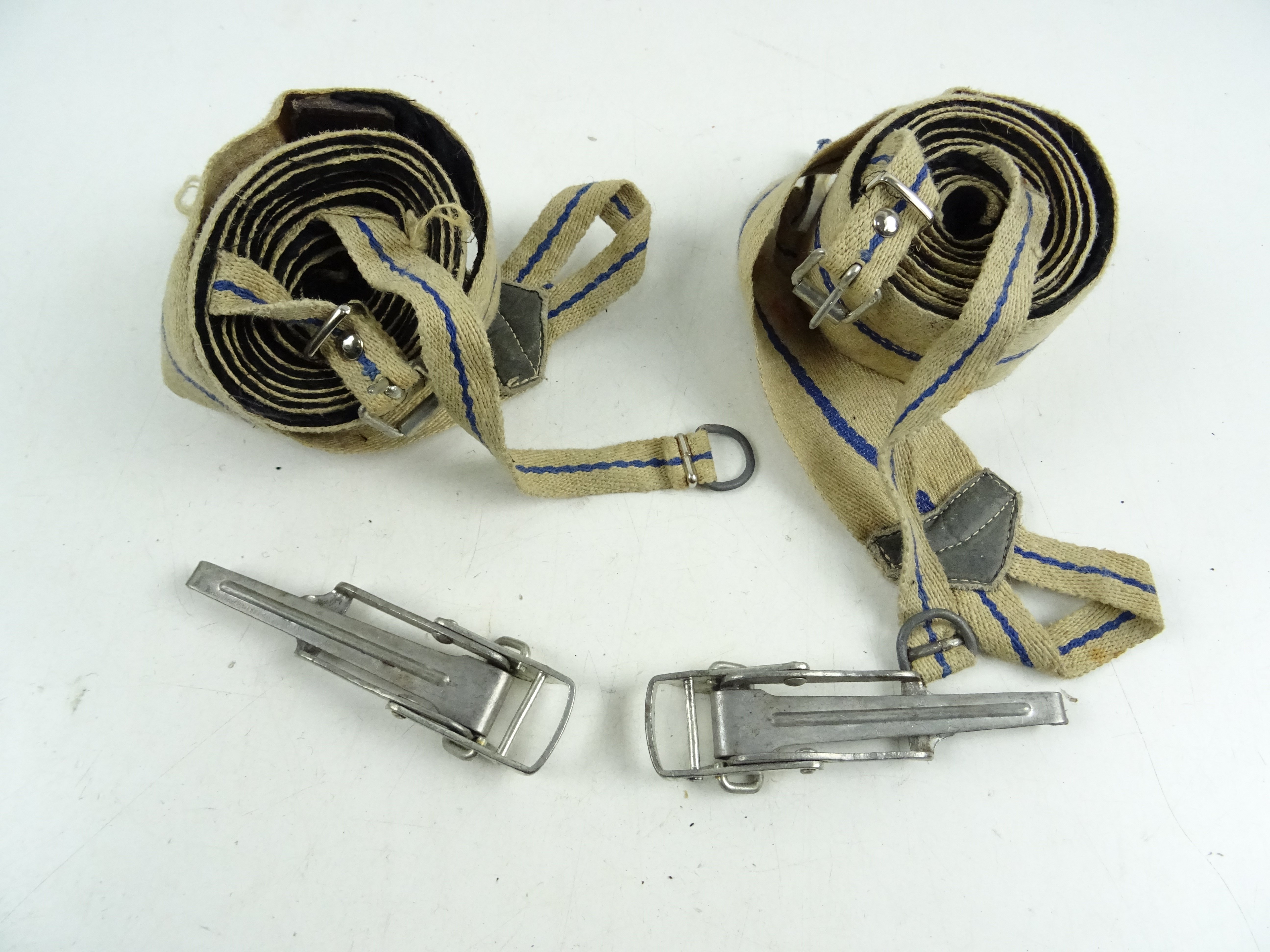 GEBIRGSJAGER MOUNTAIN TROOPER'S SKI 'CLIMBING SKINS'. — image 2