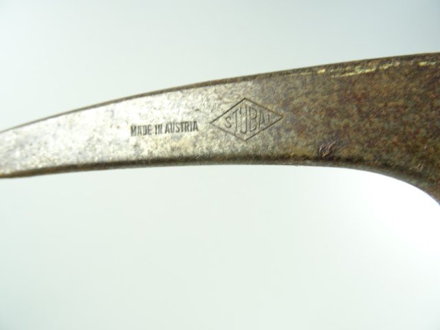 WEHRMACHT MOUNTAIN TROOPS (GEBIRGSJAGER) ICE/SKI AXE, — image 3