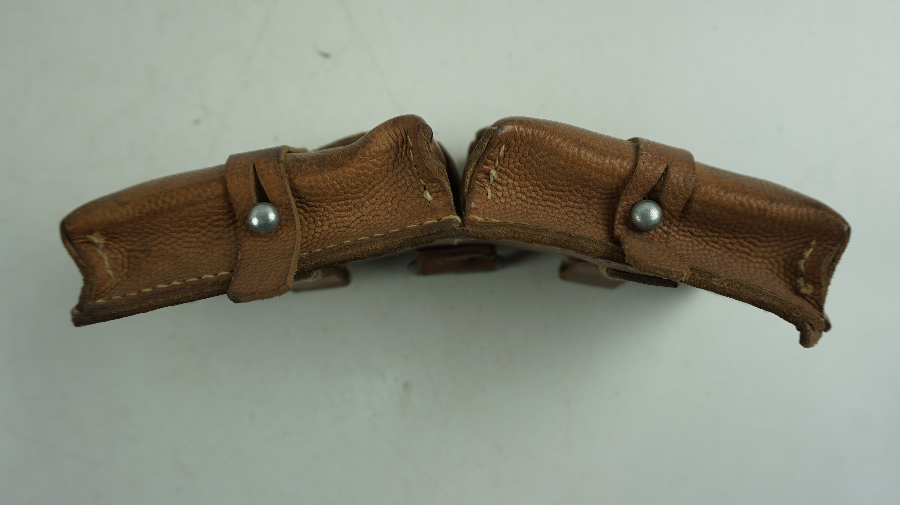 K43/G43 AMMO POUCHE. Maker Marked by ''ros 44'' — image 5