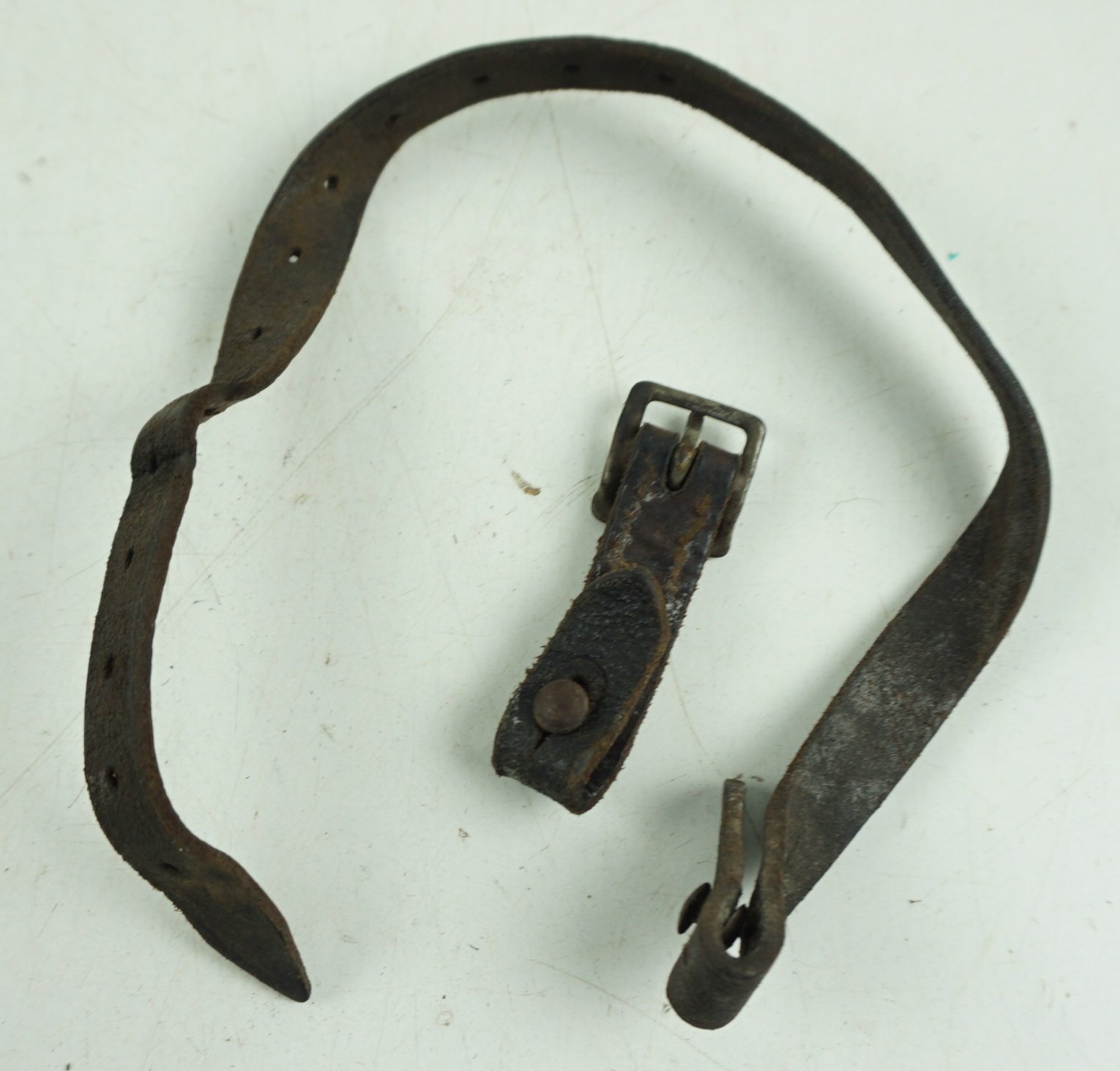 Wehrmacht/Luftwaffe Helmet Chinstrap.It is stamp with Rb nr — image 3