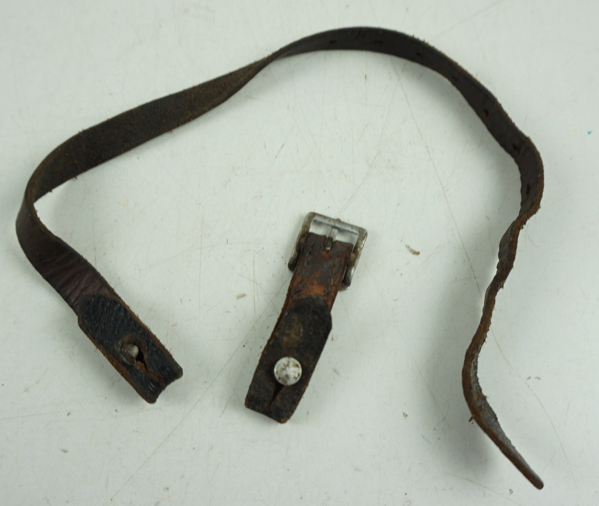 Wehrmacht/Luftwaffe Eurly Helmet Chinstrap — image 3