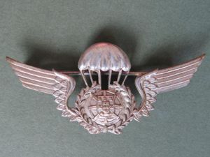 Portugal 4th Series 'Platinum' (2000 + Jumps) Parachute Wings