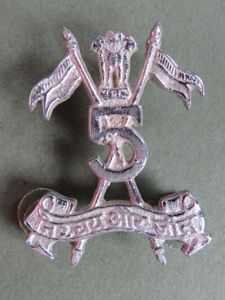 India Army Post 1947 '5th Armoured Regiment' Headdress Badge