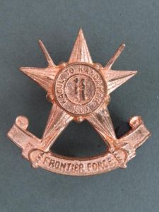 Pakistan Army Post 1947 '11th Cavalry (Frontier Force)' Headdress Badge