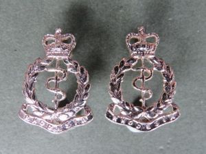 Rhodesia Army Medical Corps Cap Badge