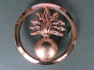 France Army 'Military School' Beret Badge