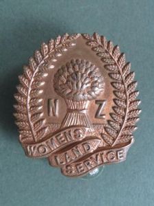 New Zealand Women's Land Service Cap Badge
