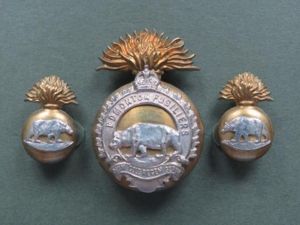 Canada The Edmonton Fusiliers 1936-1941 Cap and Collar Badges