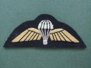 Malaysia Army 'Commando' Parachute Dress Wings